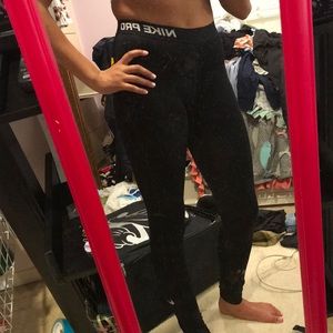 NIKE PRO leggings